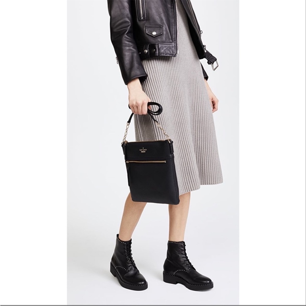 Kate Spade Black Crossbody Bag with Adjustable Strap and Zipper Closure